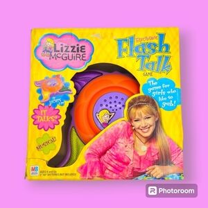Vintage 2003 Lizzie McGuire Electronic Flash Talk Game RARE
